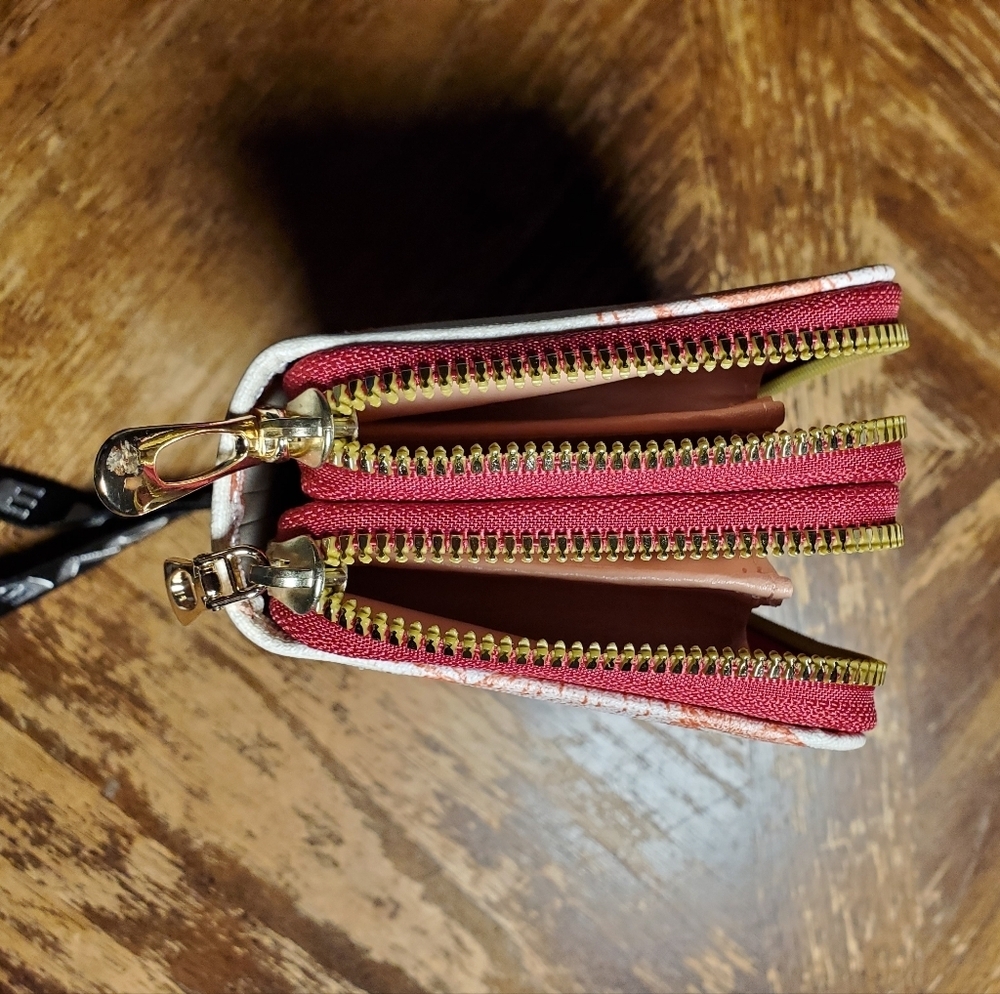Faux Embroidered Floral Wallet - Picture 5 of 10